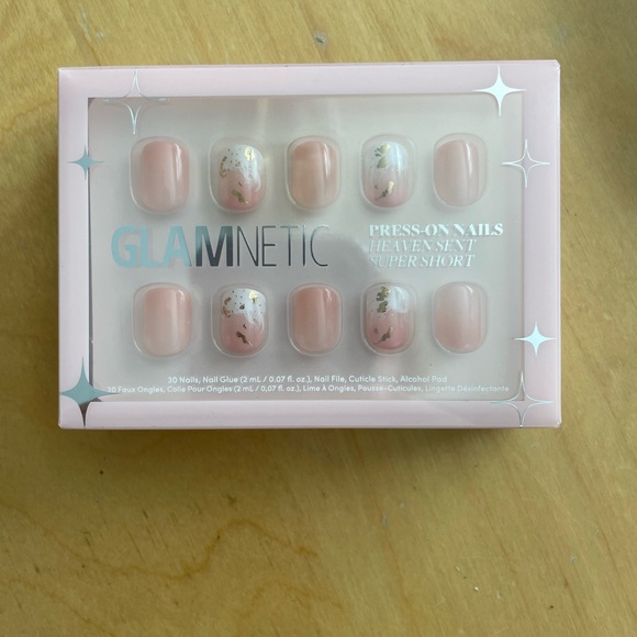 Glamnetic press on nails sold out Heaven Sent Super Short - Picture 2 of 2